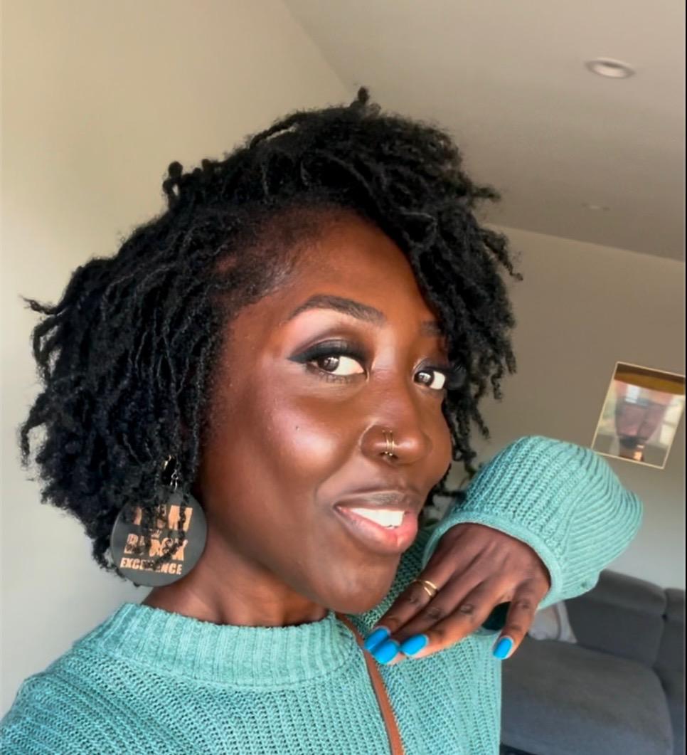 Premier loc stylist showcasing beautiful locs in Inglewood, CA